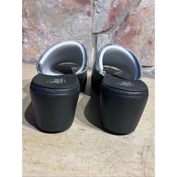 Bass Go To Comfort Size 9.5M Gray Cushion Support Wedge Sandals - Picture 4 of 10